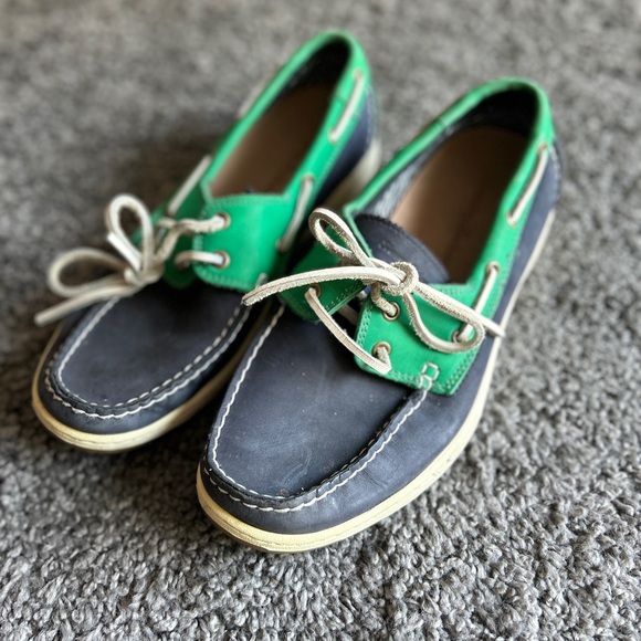 Men’s Tommy Bahama Green and Blue Loafers size 10M - Picture 1 of 10